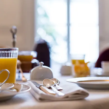 La Tresne Guest house 3*